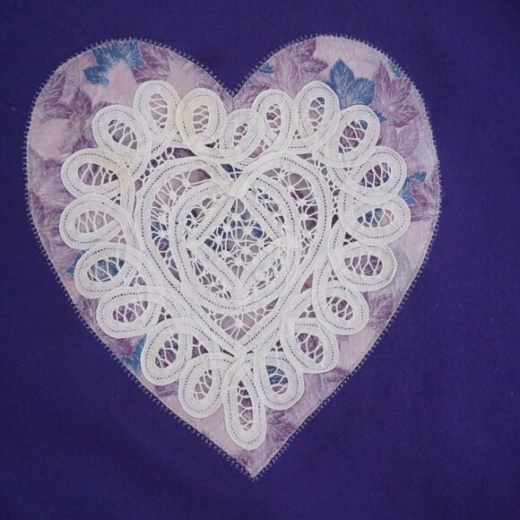 Vintage Jerzees Purple Lace Heart Appliqué Sweatshirt Cabincore Cottagecore 2X - Picture 7 of 10
